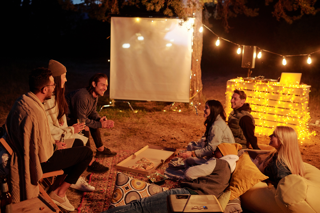 Refreshing Drinks for August Outdoor Movie Nights